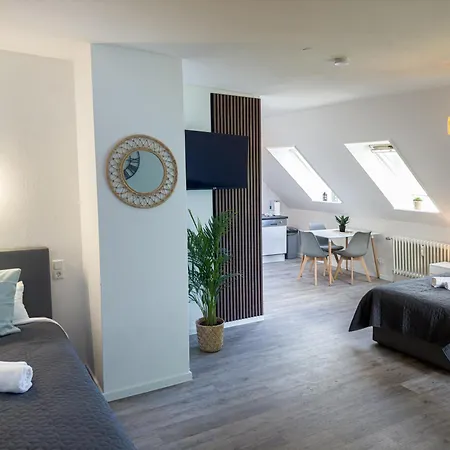Immostay S#9 - Balkon Und Parkplatz, Naehe Mercedes Benz, Wifi, 4k Streaming * Bremen